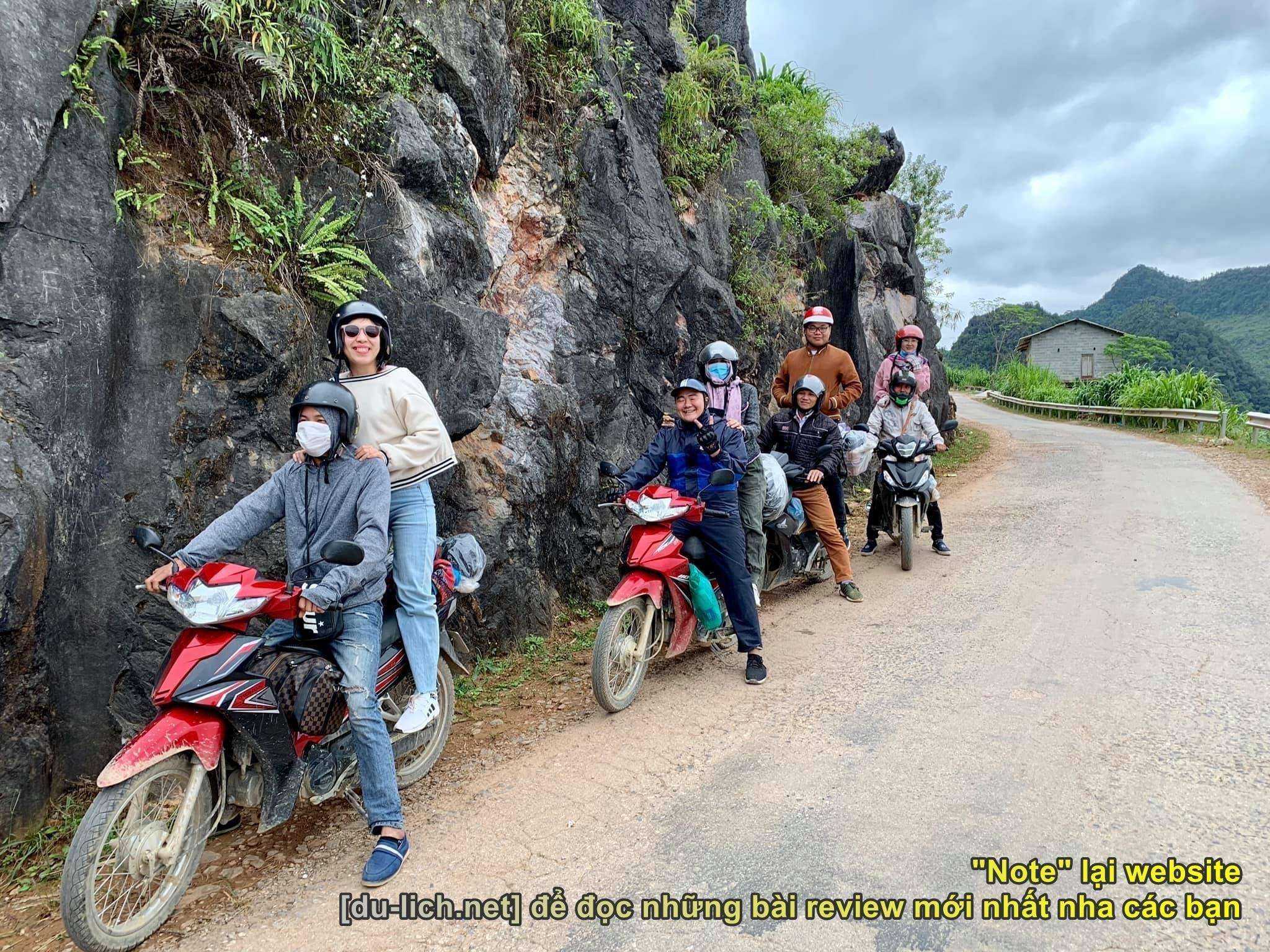 Review kinh nghiệm du lịch Hà Giang: nên thuê xe số để đi cho khỏe, trên đường nên đi thong thả - an toàn mà vui