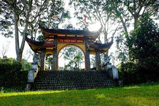 Vinh Danh : Top 10 chùa đẹp ở Bảo Lộc, Lâm Đồng