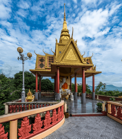 Chùa Tà Pạ có lối kiến trúc kiểu Khmer