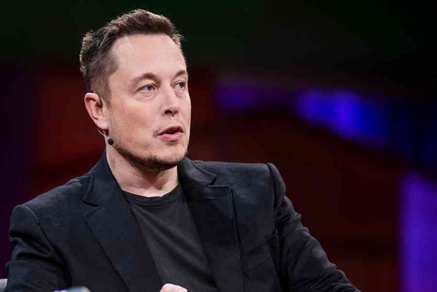 Mất gần 50 tỉ USD chỉ trong 3 tuần, Elon Musk vẫn giàu nhất thế giới - Ảnh 1.