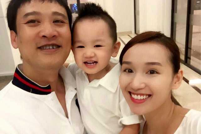 Đến tháng 4/2013, Lã Thanh Huyền đã sinh cho chồng một cậu con trai kháu khỉnh. Giờ đây, cô có một gia đình hạnh phúc, yên ấm mà nhiều người mơ ước.
