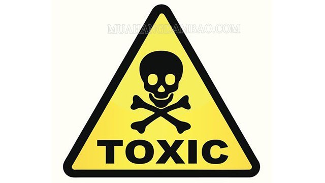 Toxic có nghĩa là có hại, độc hại